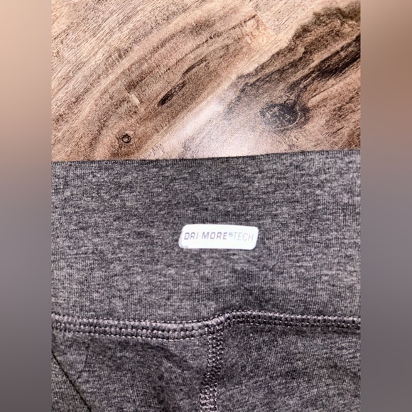 Grey sport bike shorts - Picture 4 of 5